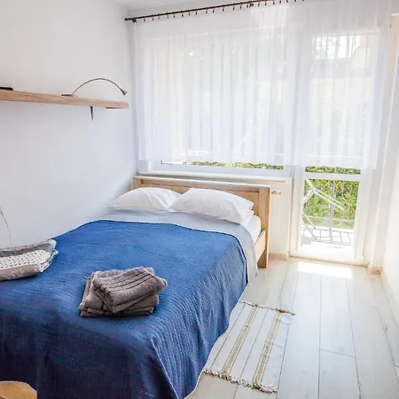 Lazur W Kwiatach Homestay *