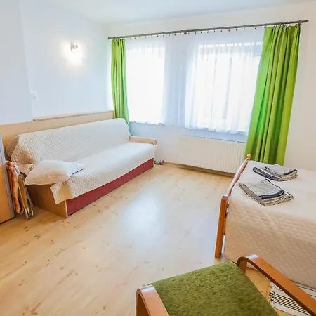 Lazur W Kwiatach Homestay *
